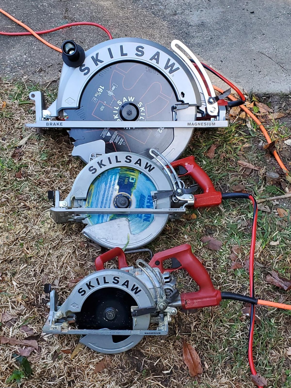 SKIL 16-5/16 In. Magnesium Worm Drive Skilsaw Circular Saw - SPT70V-11 customer photo 1