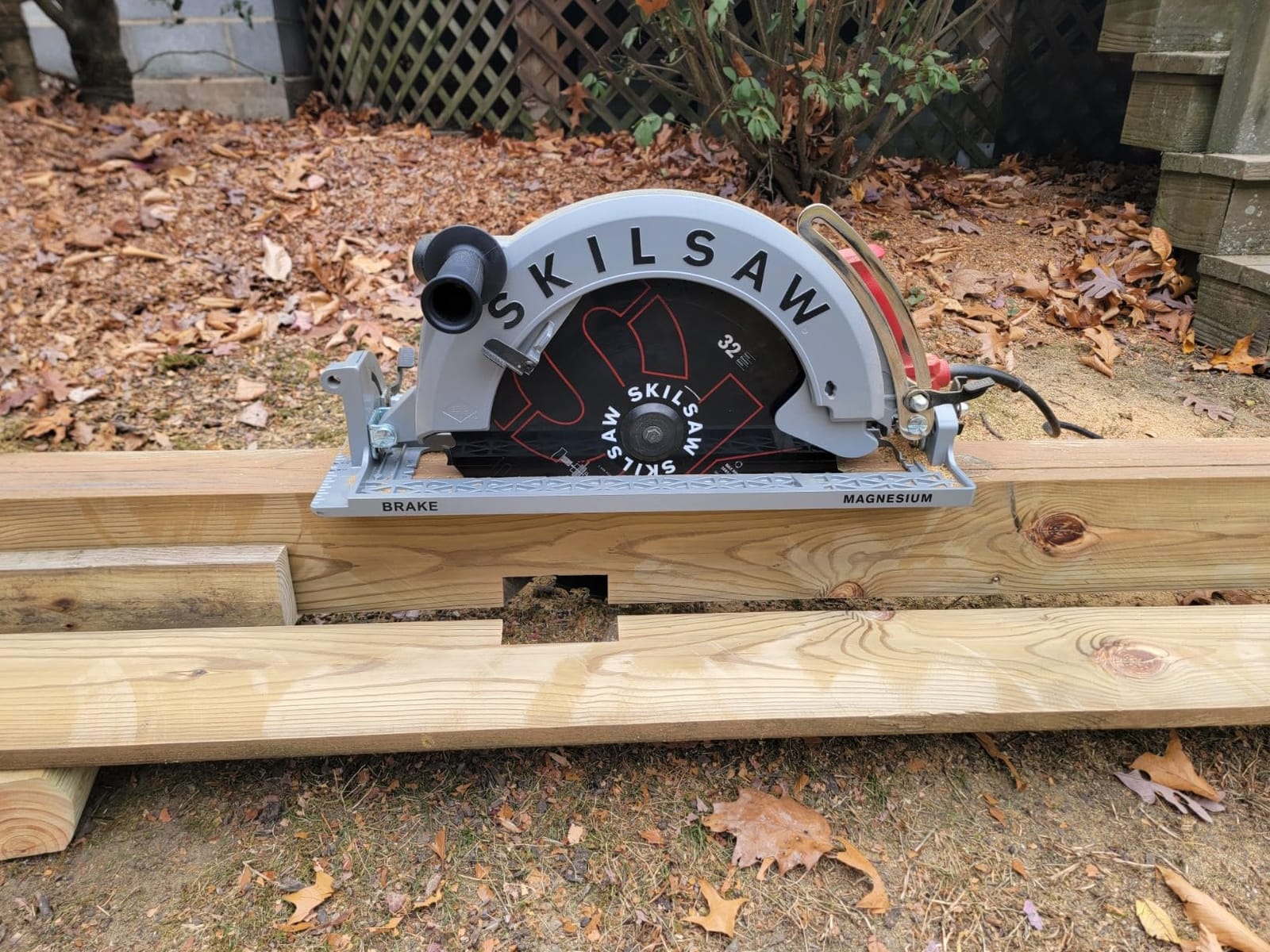 SKIL 16-5/16 In. Magnesium Worm Drive Skilsaw Circular Saw - SPT70V-11 customer photo 2