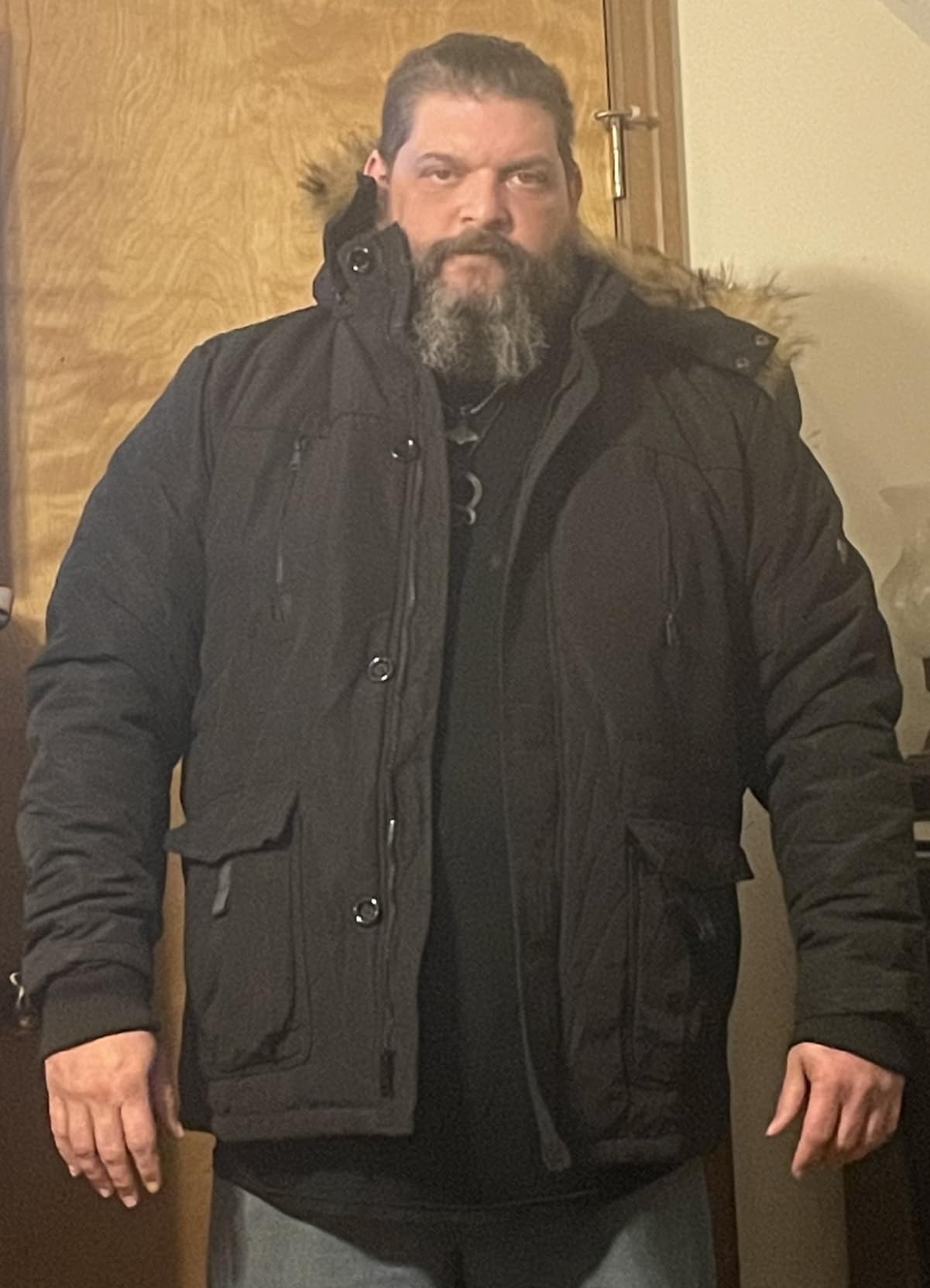 WenVen Men's Hooded Warm Coat Winter Parka Jacket customer photo 2