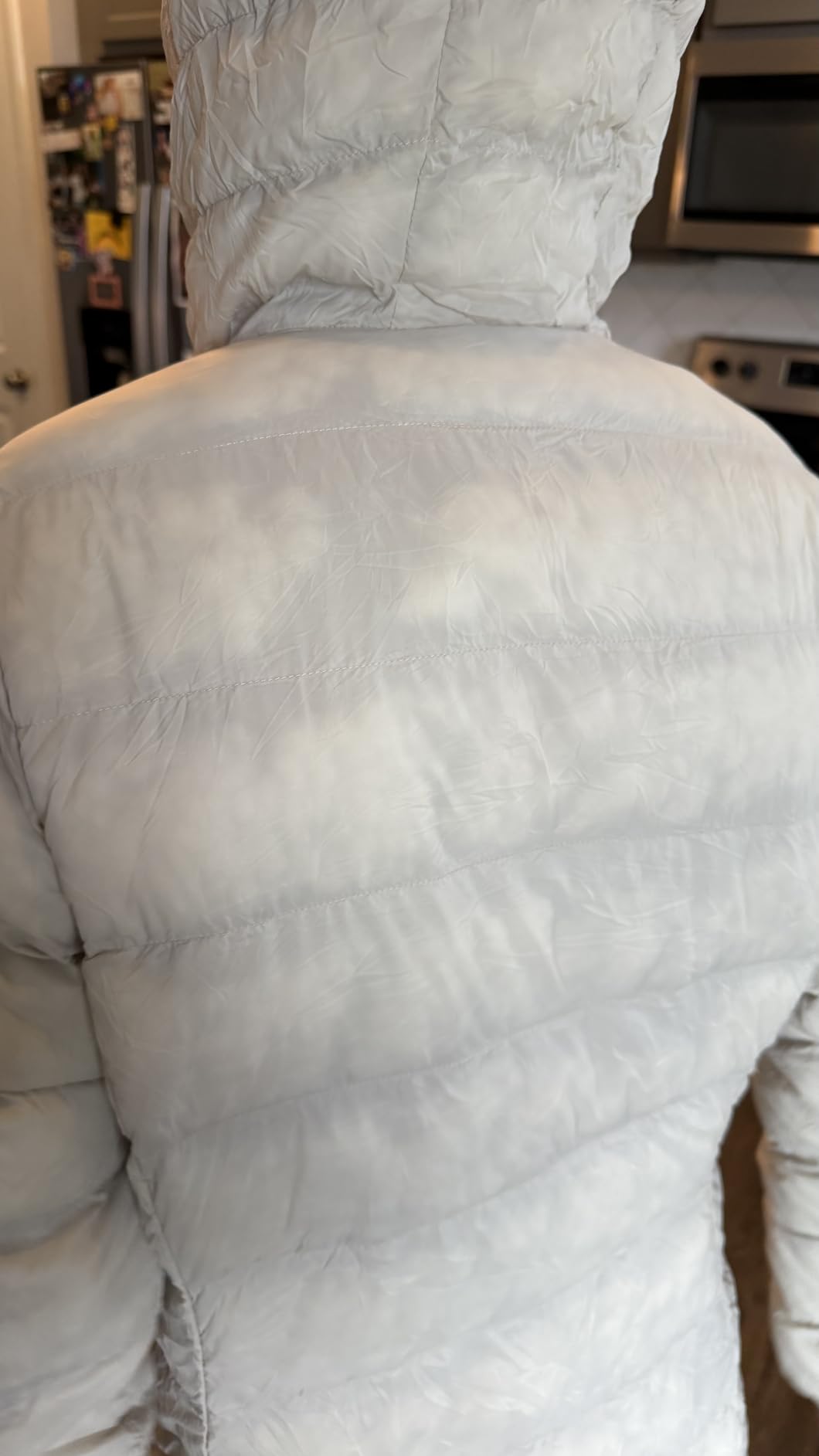 Amazon Essentials womens Lightweight Water-Resistant Packable Hooded Puffer Coat (Available in Plus Size) customer photo 1