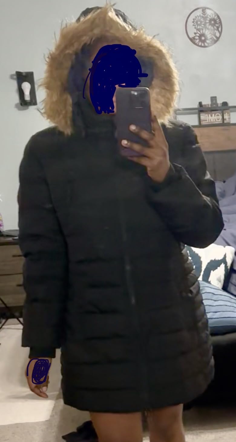 wantdo Women's Warm Winter Coat Heavy Puffer Jacket Faux Fur Hood customer photo 1