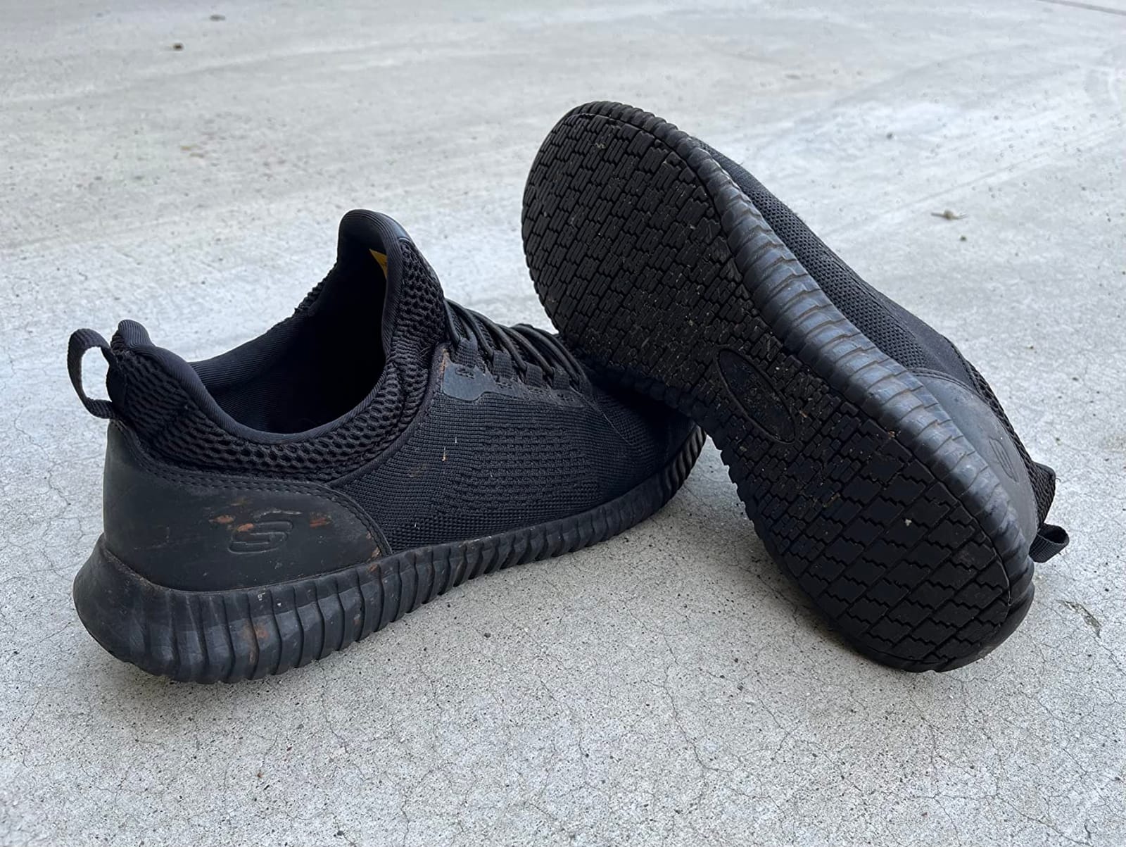 Skechers Men's Cessnock Bungee Slip On customer photo 1
