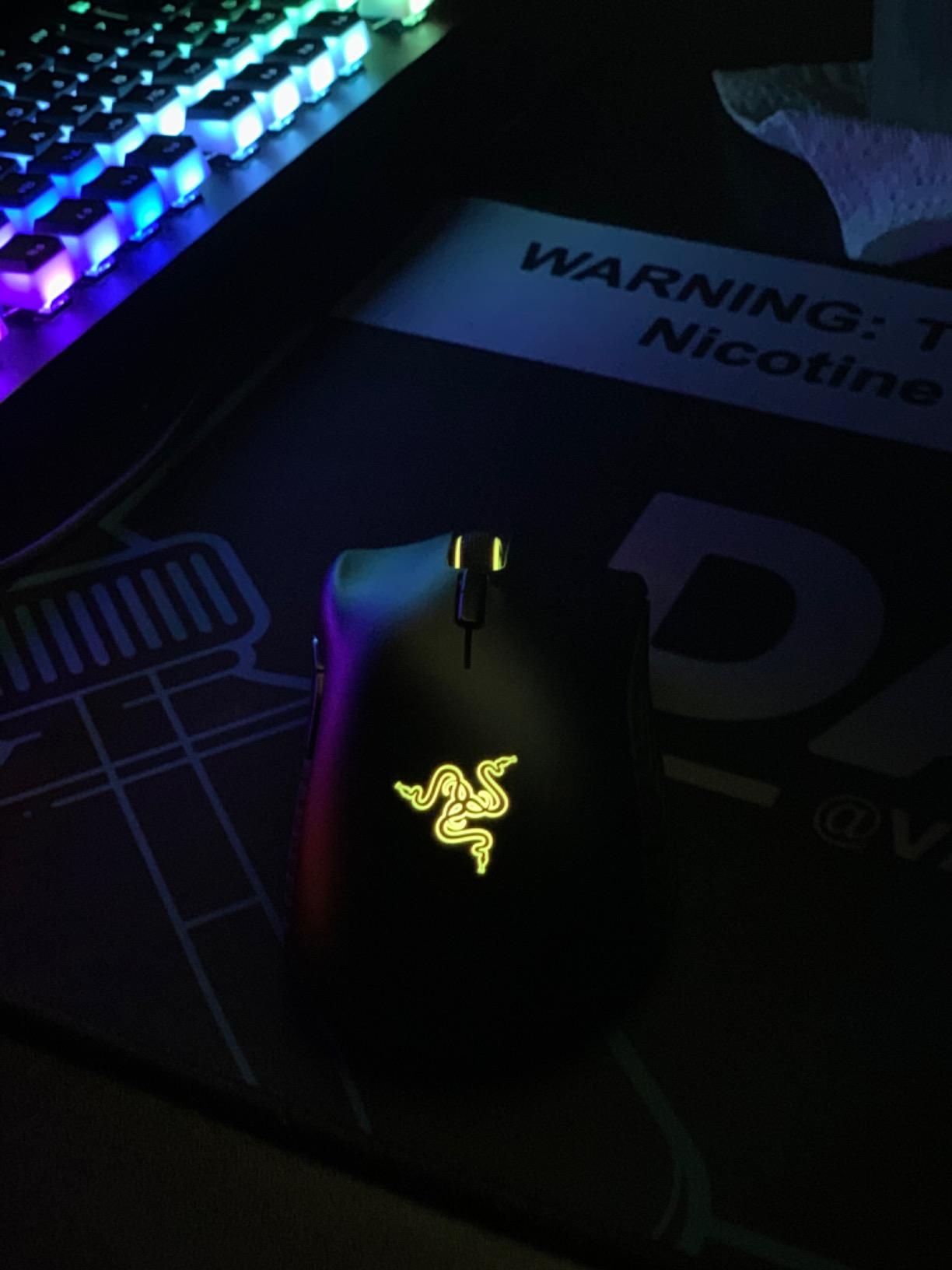 Razer Mamba Wireless Gaming Mouse: 16,000 DPI Optical Sensor - Chroma RGB Lighting - 7 Programmable Buttons - Mechanical Switches - Up to 50 Hr Battery Life customer photo 2