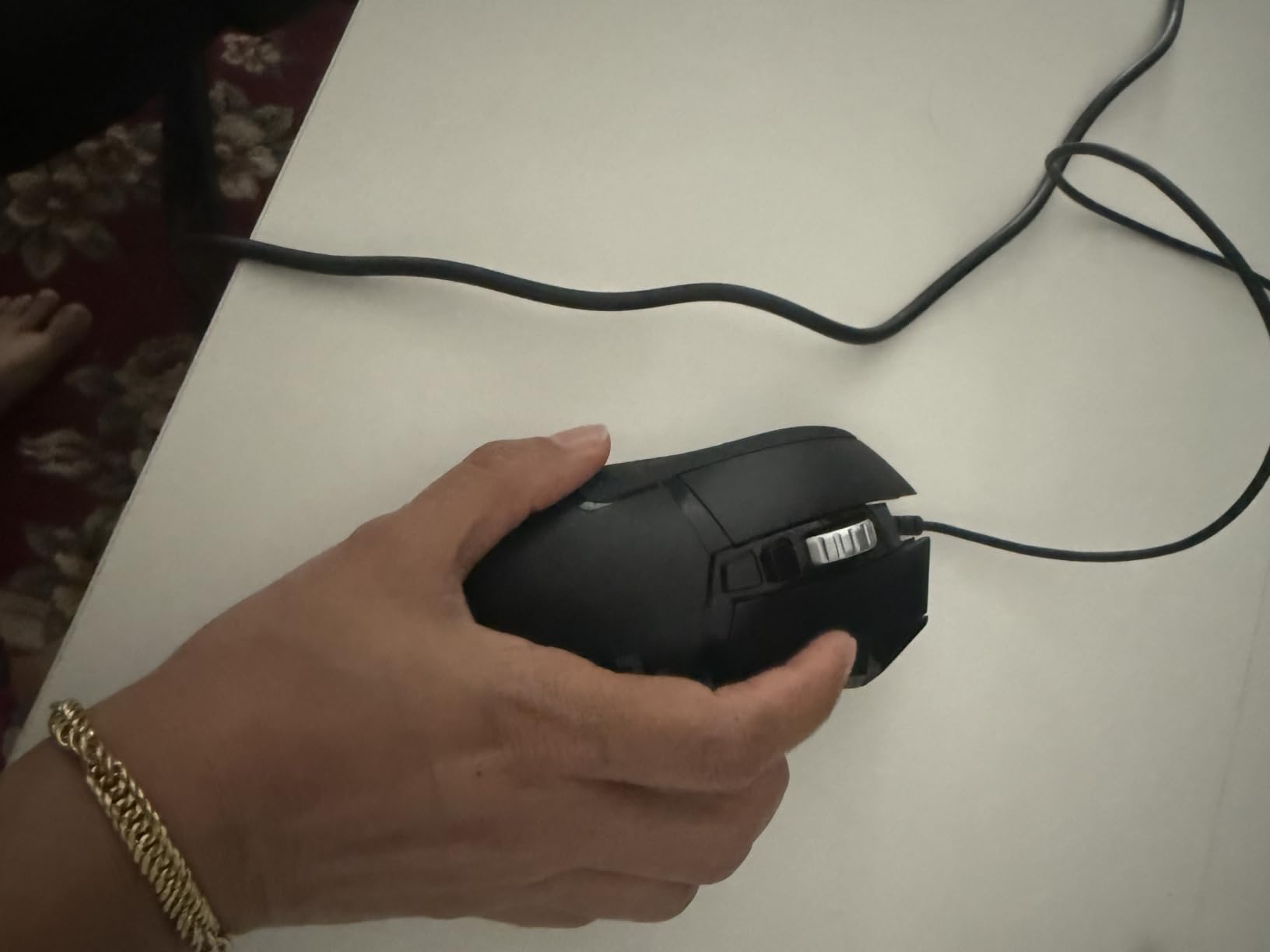Logitech G502 Hero Wired Gaming Mouse - Black customer photo 2