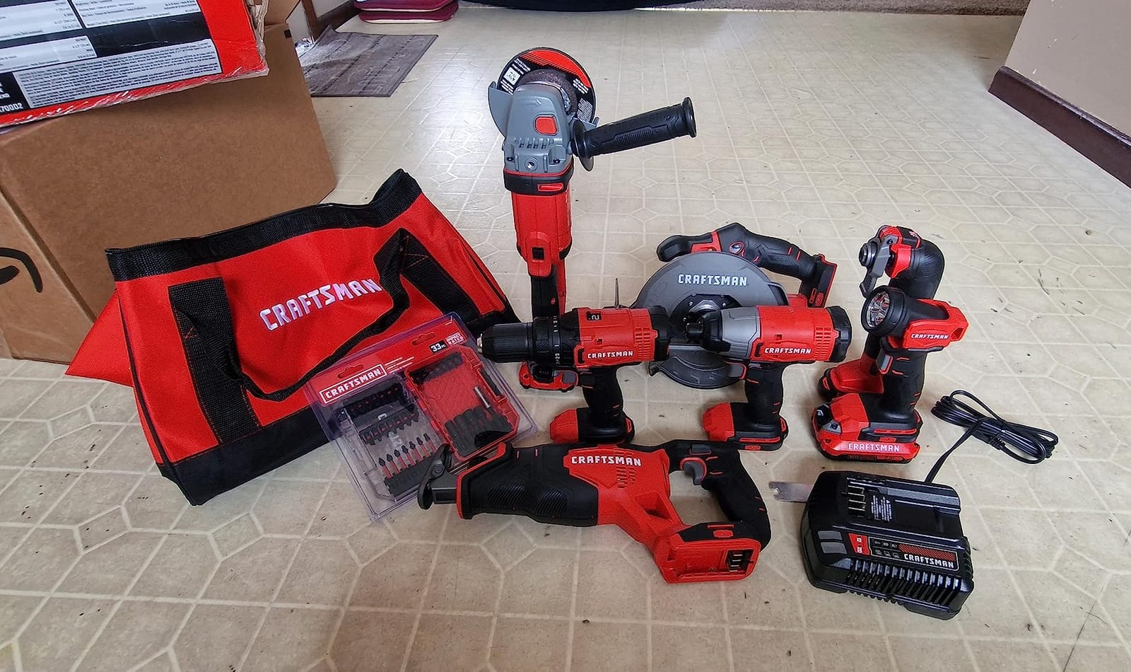 CRAFTSMAN V20 Power Tool Combo Kit, 7-Tool Cordless Power Tool Set with 2 Batteries and Charger (CMCK700D2) customer photo 1
