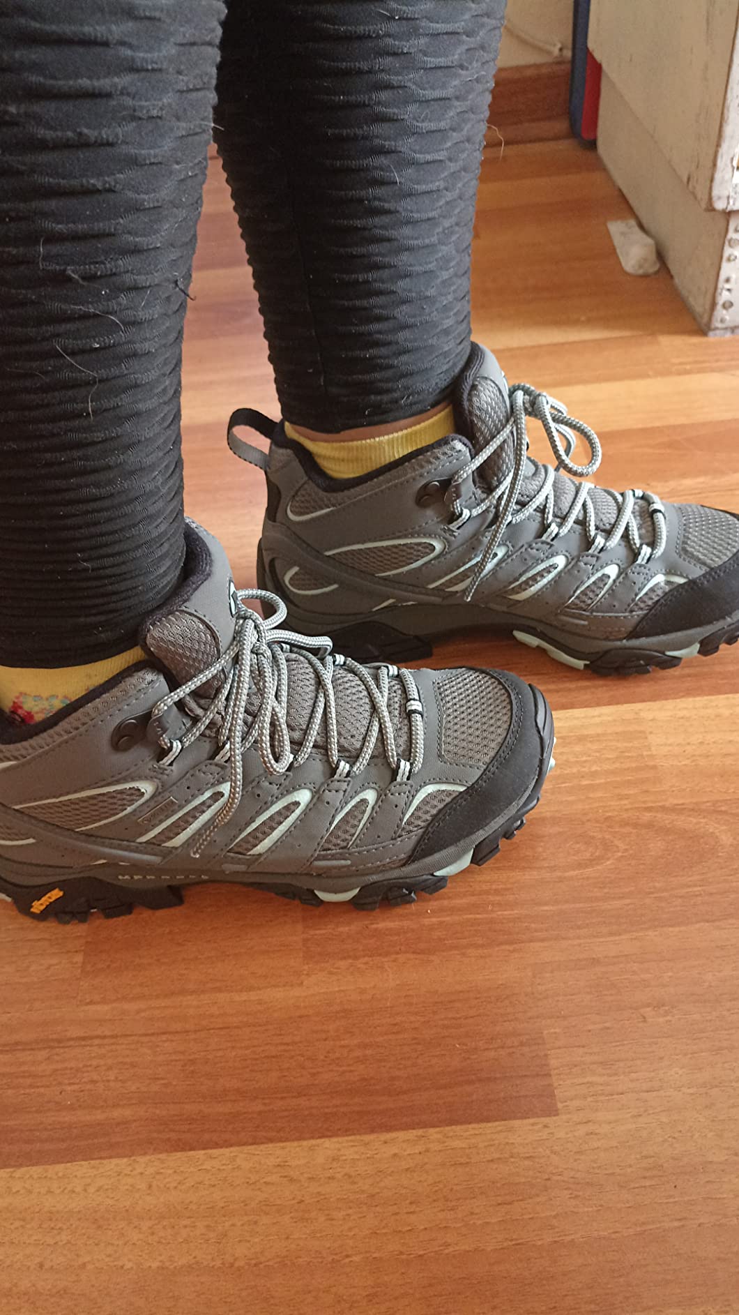 Merrell Women's Moab 2 Mid Gtx Hiking Boot customer photo 2
