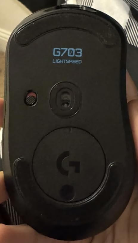 Logitech G703 Lightspeed Wireless Gaming Mouse - Black customer photo 2