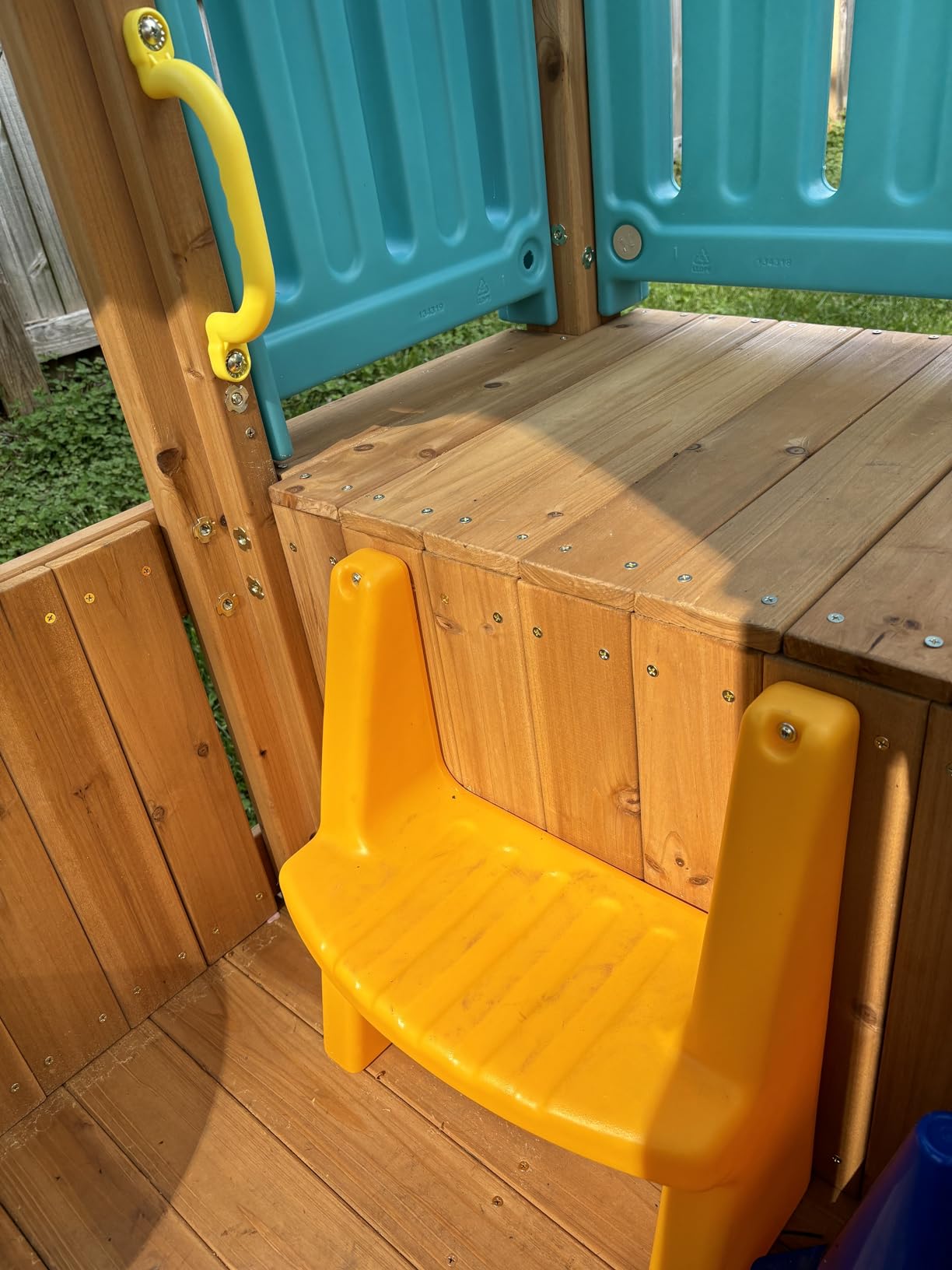 Step2 Woodland Adventure Playhouse & Slide, Kids Outdoor Playset, Backyard Playground Set, Swings, Storage Drawer, Made of Wood & Durable Plastic, Outside Jungle Gym, for Children 3-8 Years Old customer photo 2