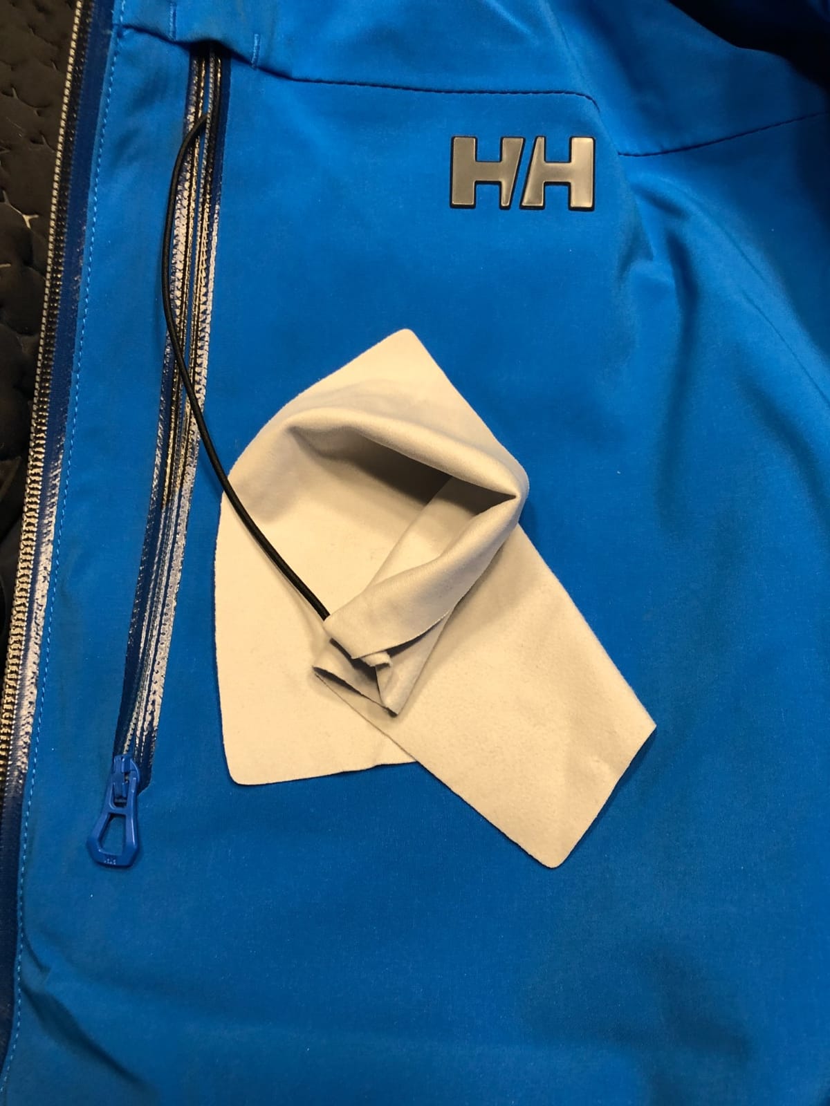 Helly Hansen Men's Alpha LIFALOFT Ins Ski Jacket customer photo 1