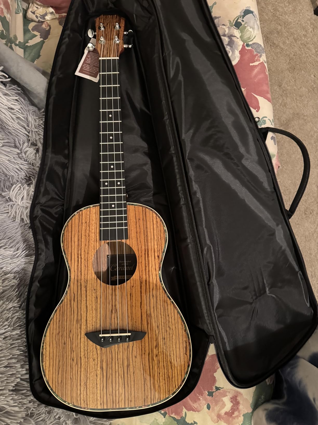 Caramel 30 inch CB103 Zebra wood High Gloss Baritone Electric Ukulele customer photo 1