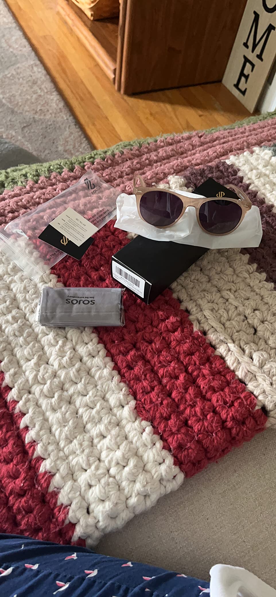SOJOS Classic Polarized Sunglasses for Women Men Small UV400 SJ2076 customer photo 2