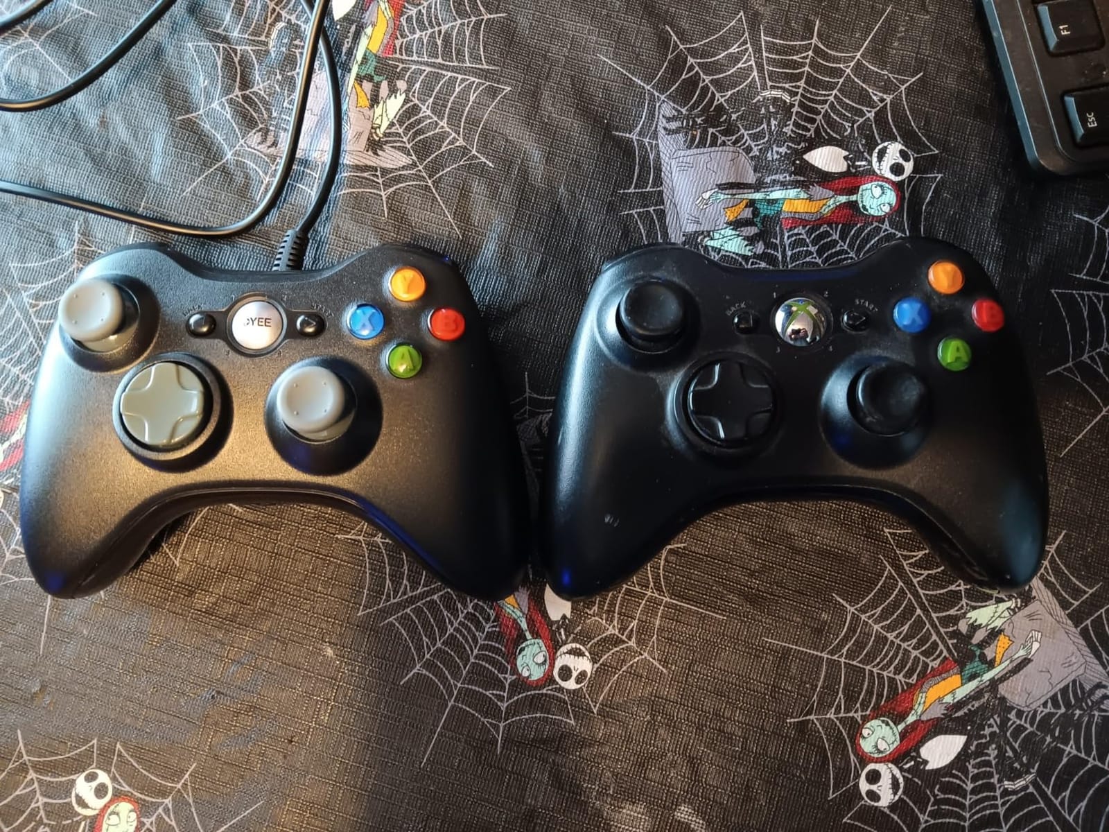 VOYEE PC Controller, Wired Compatible with Xbox 360 & Slim/Windows 10/8/7 customer photo 1