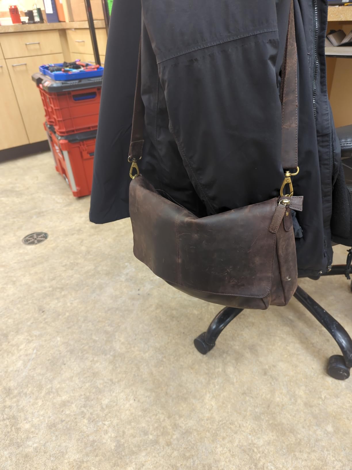 Leather Laptop Messenger Bag for Men and Women - Briefcase Crossbody Office customer photo 2