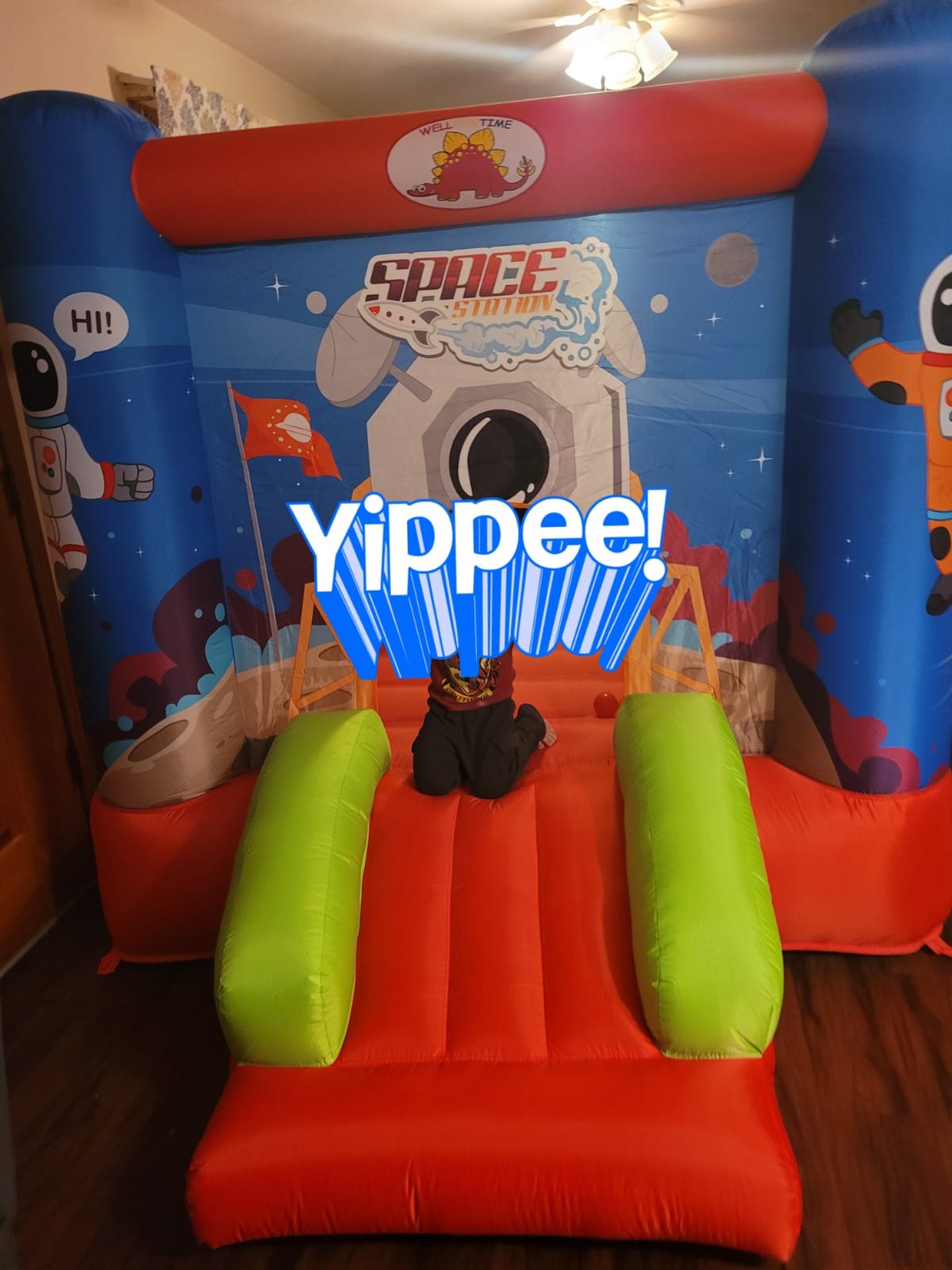 WELLFUNTIME Inflatable Bounce House, Bouncy Castle Slide with Blower customer photo 2