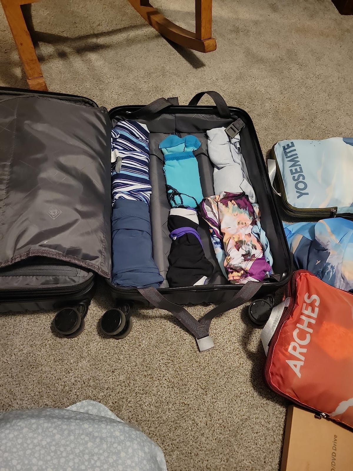 LEVEL8 Carry on Luggage Airline Approved, 20“ Expandable Carry on Suitcase customer photo 2