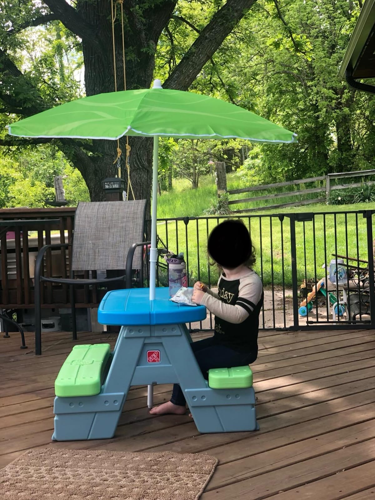 Step2 Sun & Shade Kids Picnic Table with Removeable Umbrella, Indoor/Outdoor Toys, Fits 4 Children, Made of Durable Plastic, For Toddlers 1.5-4 Years Old customer photo 1
