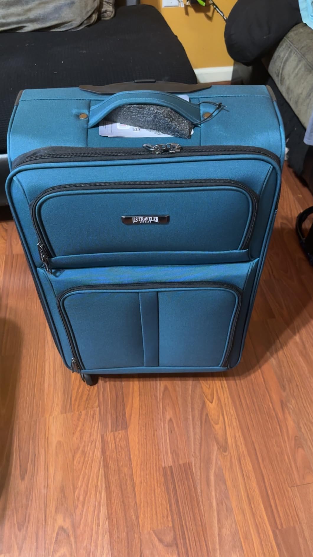 U.S. Traveler Anzio Softside Expandable Luggage with Spinner Wheels, Teal, 26-Inch Medium customer photo 1