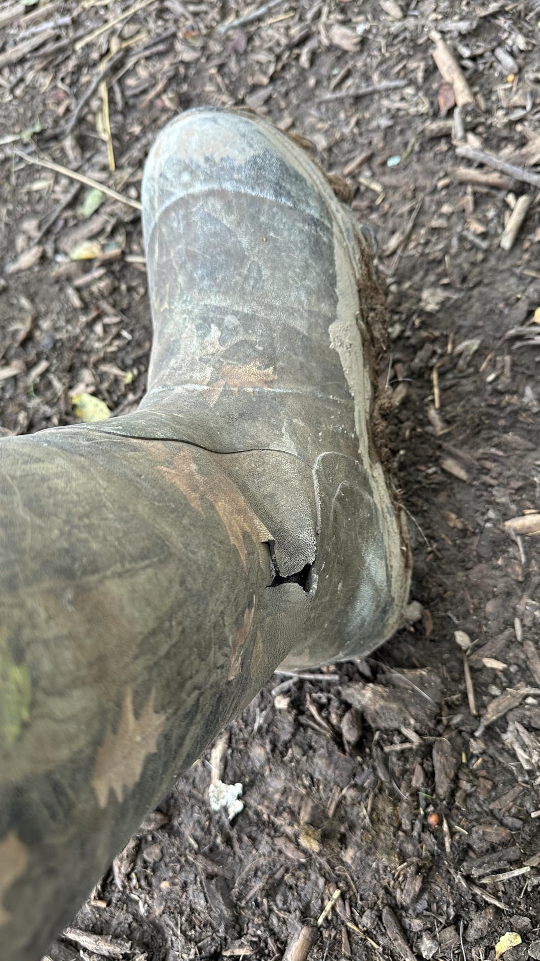 HISEA Men's Rubber Hunting Boots, Neoprene Insulated Waterproof Work Boots customer photo 2