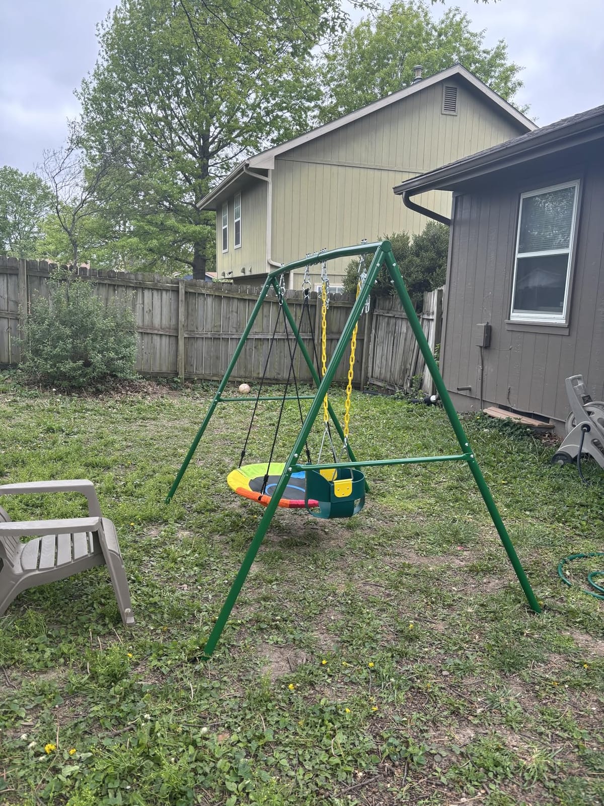 Trekassy 440lbs Swing Sets for Backyard, 2 Seat Saucer & Belt Swing - Green customer photo 2