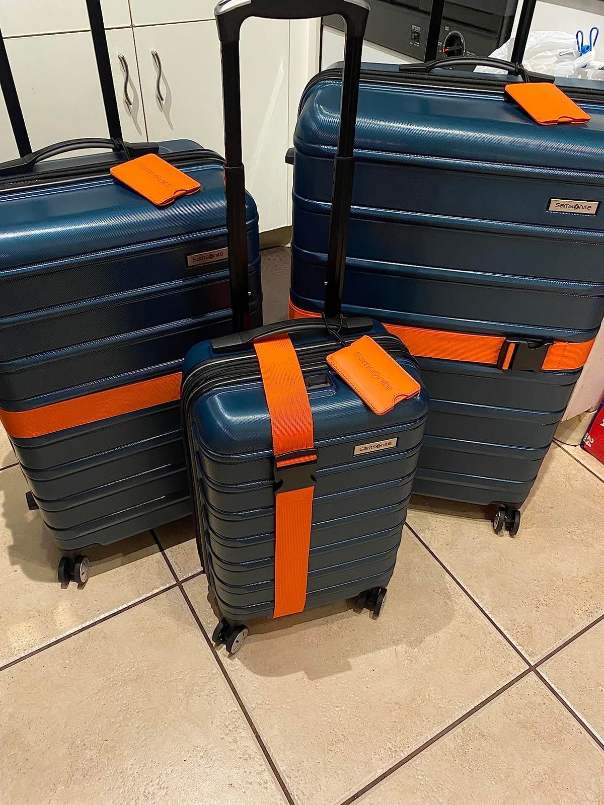 Samsonite Omni 2 Hardside 3 Piece Set - Includes Global Carry-On, Medium, & Large Checked Suitcases - 360° Dual Spinner Wheels - Integrated TSA Lock & Expansion - Amazon Exclusive - Artic Silver customer photo 2