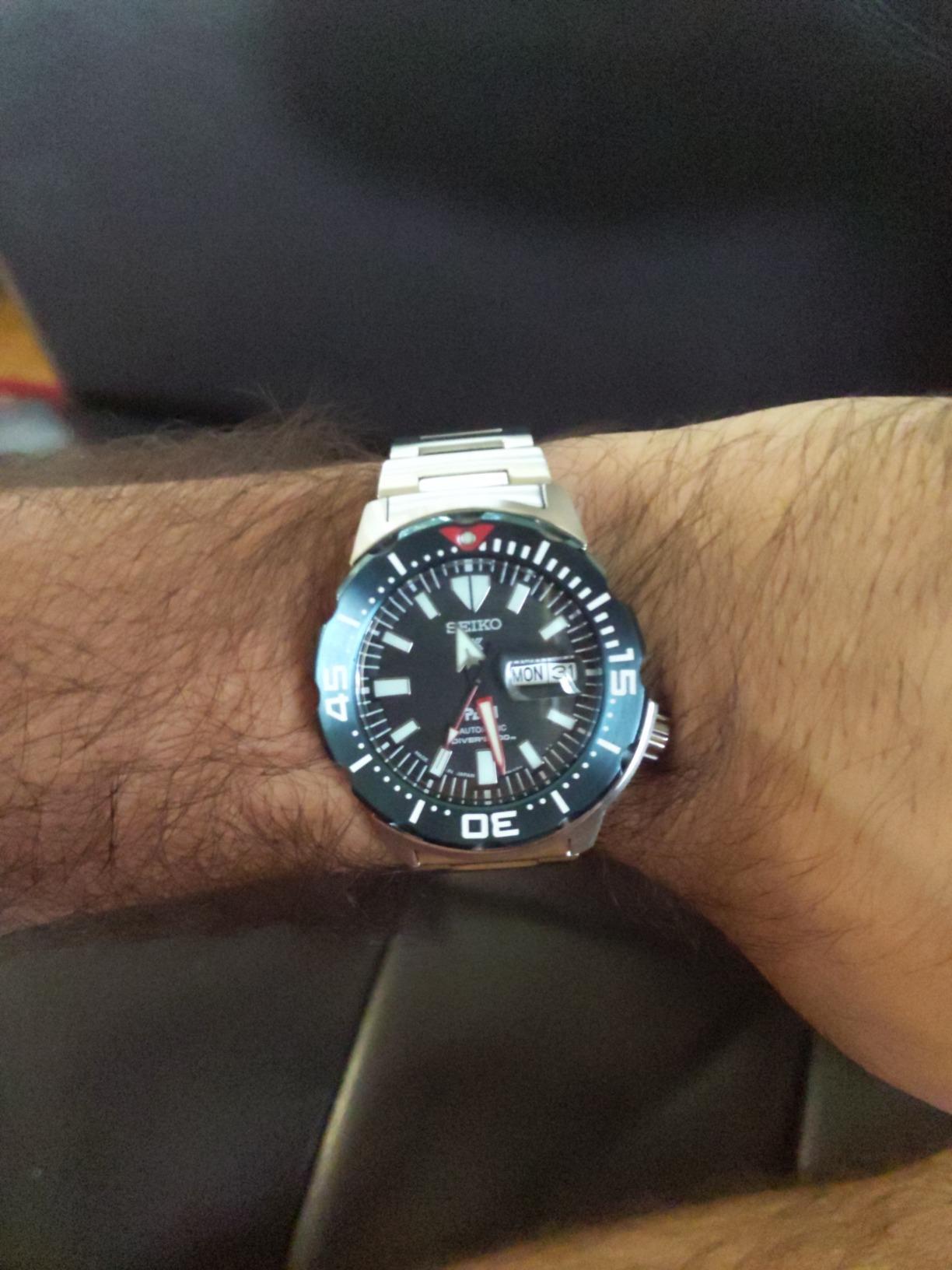 SEIKO SRPE27 Automatic Dive Watch for Men - Prospex PADI Special Edition - LumiBrite Hands, Elapsed Timing Bezel - Water Resistant 200M customer photo 2