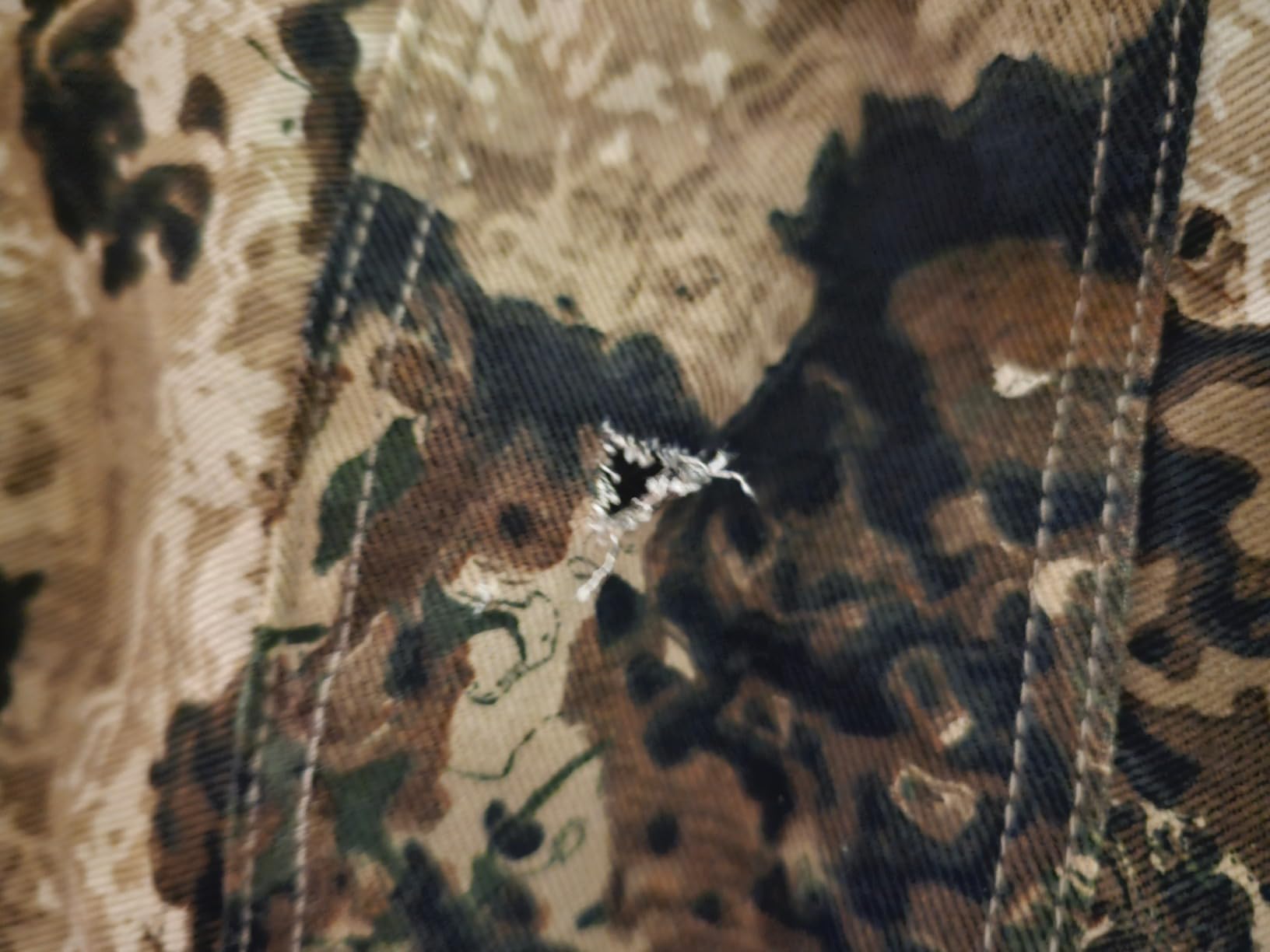 HOT SHOT Men’s Insulated Camo Bib, Ultra-Quiet Adjustable Overalls, Cold Weather Hunting Coveralls for Men customer photo 2