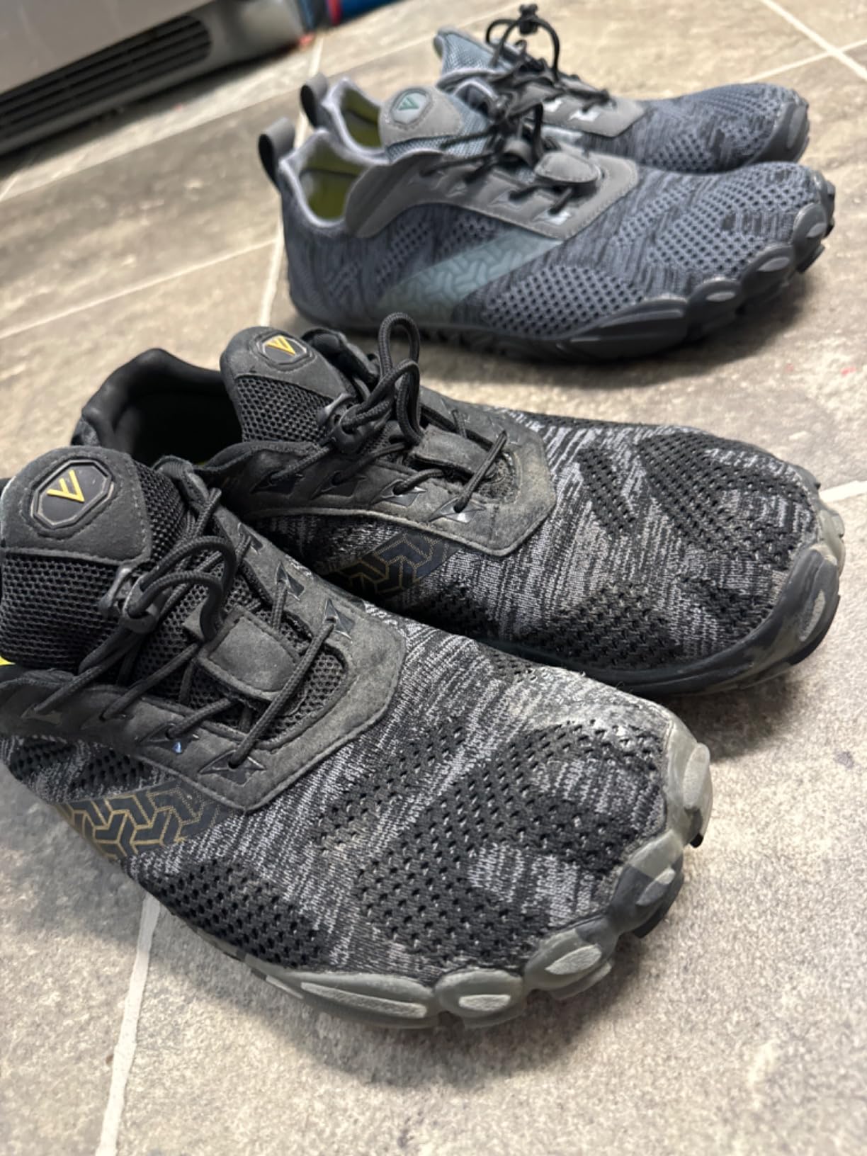 WHITIN Men's Minimalist Trail Running Shoes for Optimal Barefoot Feel W20 customer photo 1