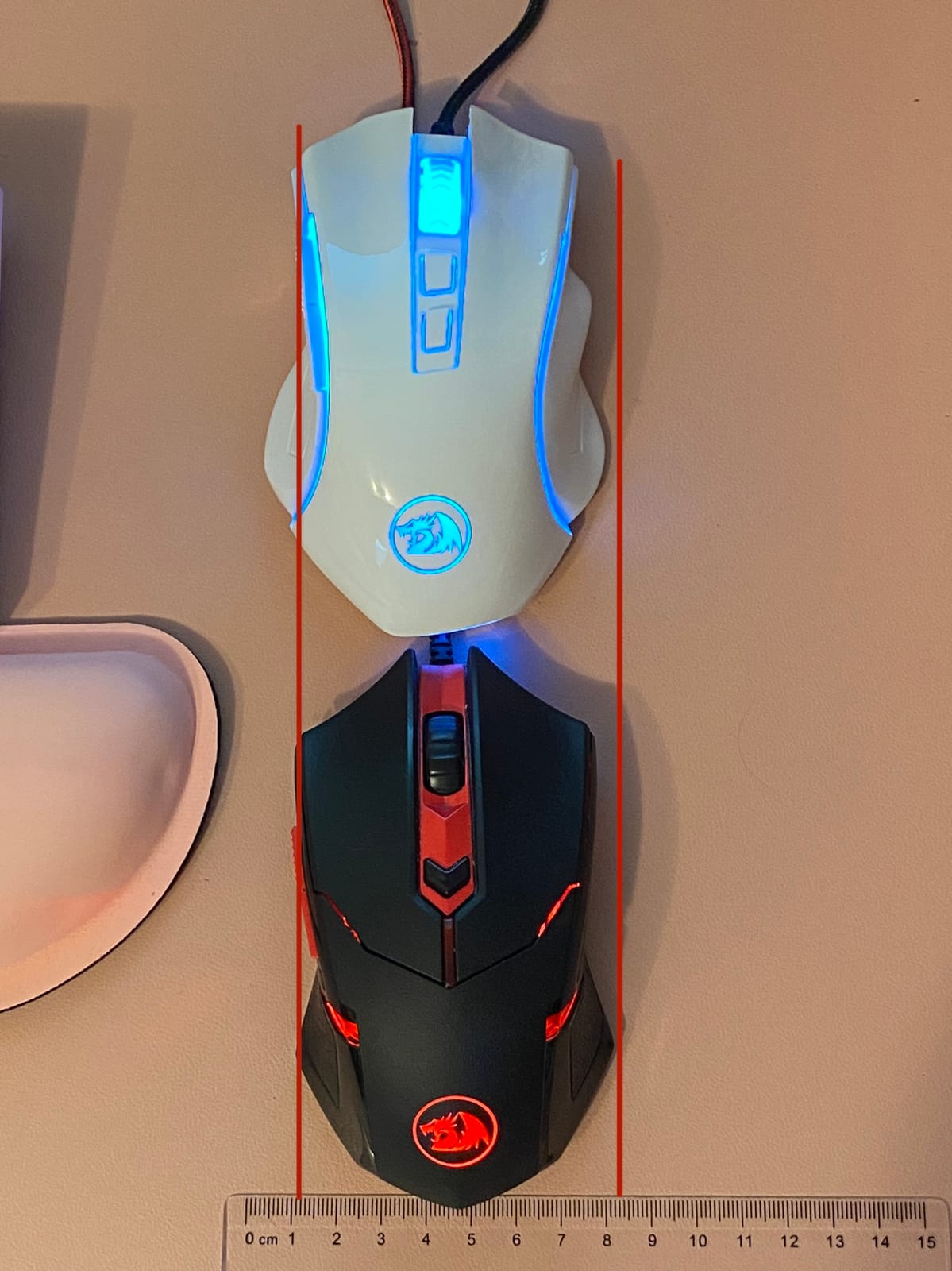 Redragon M602 Griffin RGB Gaming Mouse, Tri-Mode 2.4G/USB-C/Bluetooth Mouse Gaming, RGB Spectrum Backlit Ergonomic Mouse with 7 Programmable Backlight Modes up to 8000 DPI for Win PC Gamers (Wireless) customer photo 1