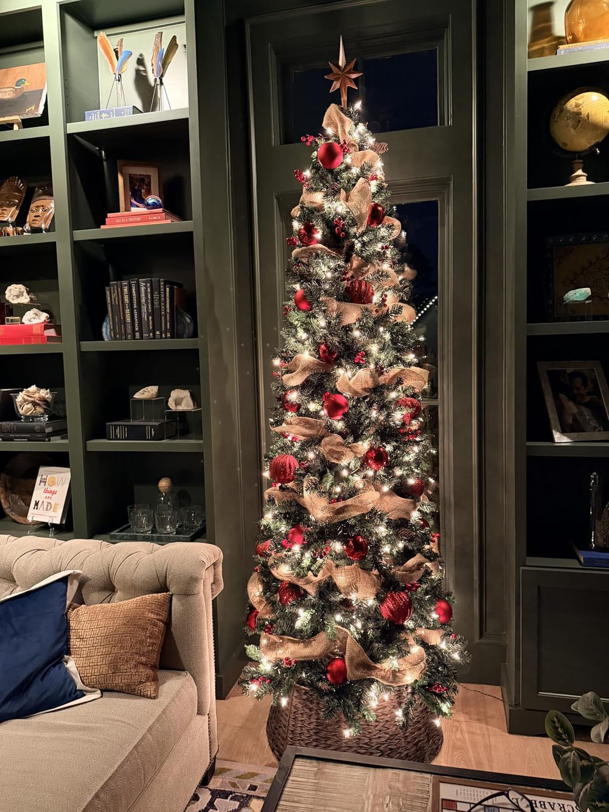 Best Choice Products 6ft Pre-Lit Spruce Pencil Christmas Tree Pre-Decorated w/Twinkling LED Lights Holiday Decoration w/ 250 Lights, 618 Tips, Pine Cones, Metal Hinges & Base - Green customer photo 1