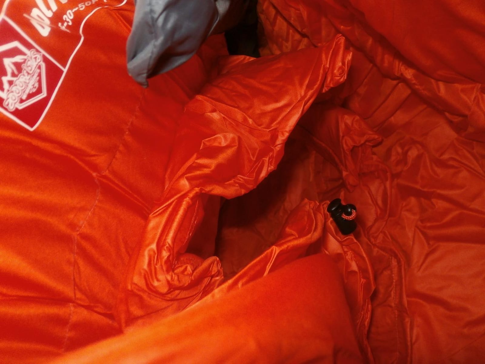 ZOOOBELIVES 10 Degree Down Sleeping Bag for Adults, 4-Season Cold-Weather Mummy Bag, Roomy Fit, 550+ Fill Power Warmth, Lightweight & Compressible for Car Camping, Backpacking & Hunting - AlpliveD1500 customer photo 1