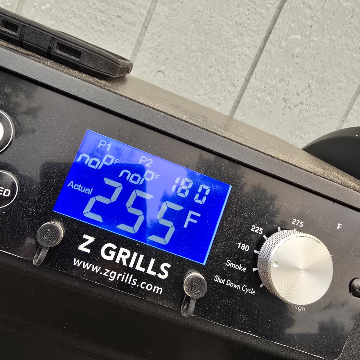 Z GRILLS ZPG-550B2 Wood Pellet Grill & Smoker with PID 3.0 Controller, 553 sq in Cooking Area, Meat Probe, Hopper Cleanout, 8 in 1 BBQ Grill Outdoor Auto Temperature Control, Black customer photo 1