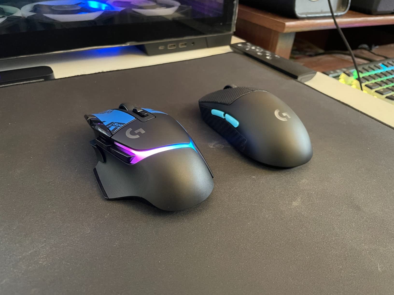 Logitech G502 X Plus Wireless RGB Gaming Mouse - Black customer photo 1