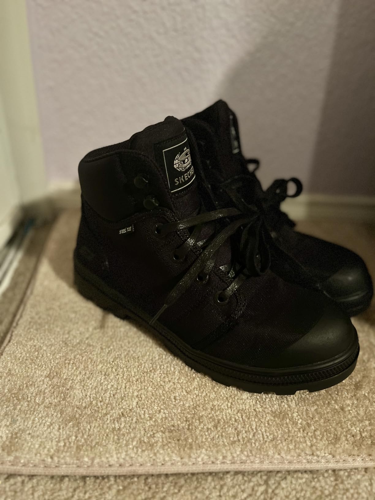 Skechers Women's Rotund Darragh Work Lace-Up Safety Toe Boots customer photo 2
