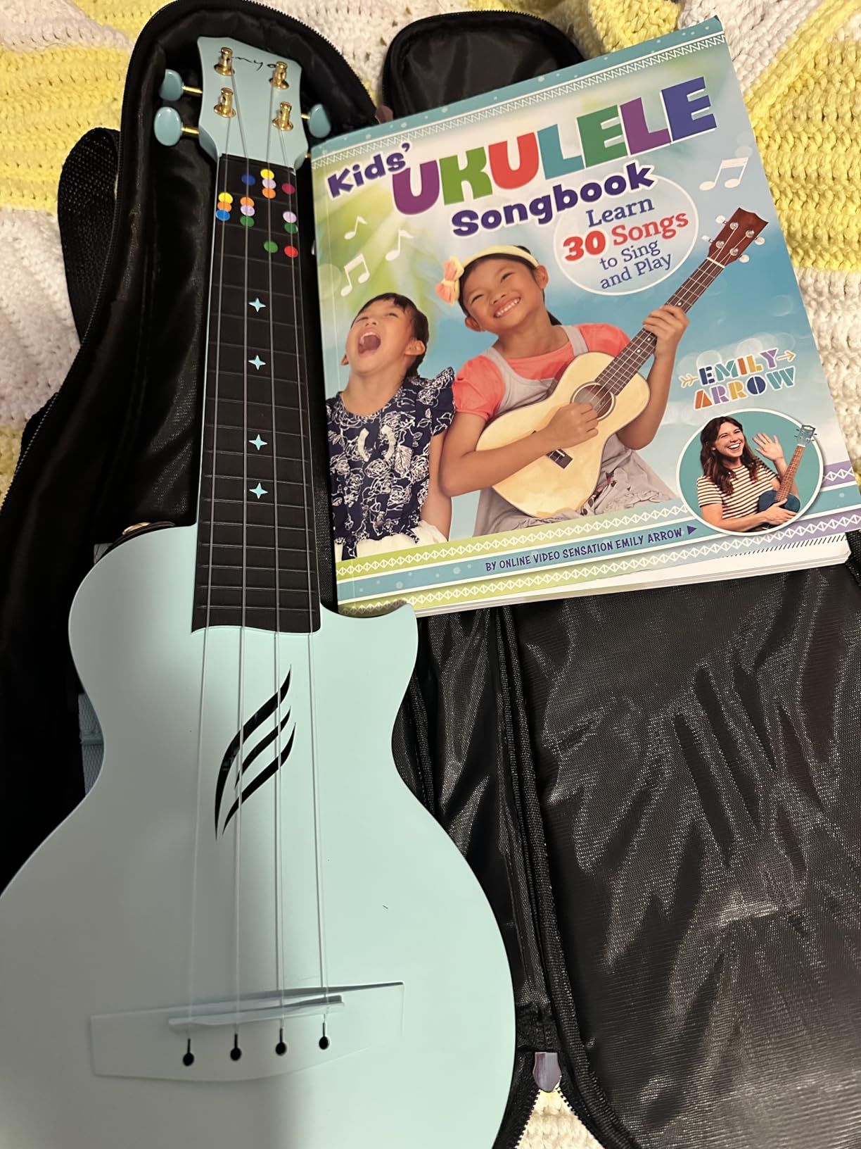 Enya NOVA U MINI 21-Inch Carbon Fiber Soprano Travel Ukulele, Black customer photo 1