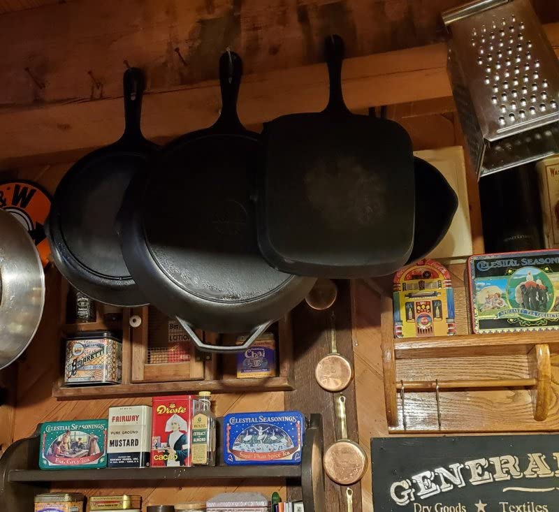 Cuisinel Cast Iron Skillet Set - 8