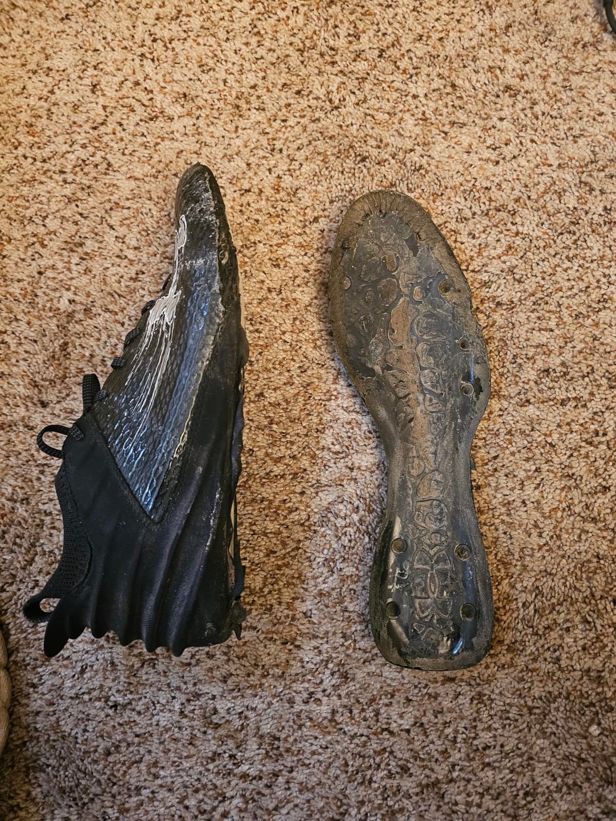 Under Armour Men's Blur Smoke 2.0 Molded Cleat customer photo 2