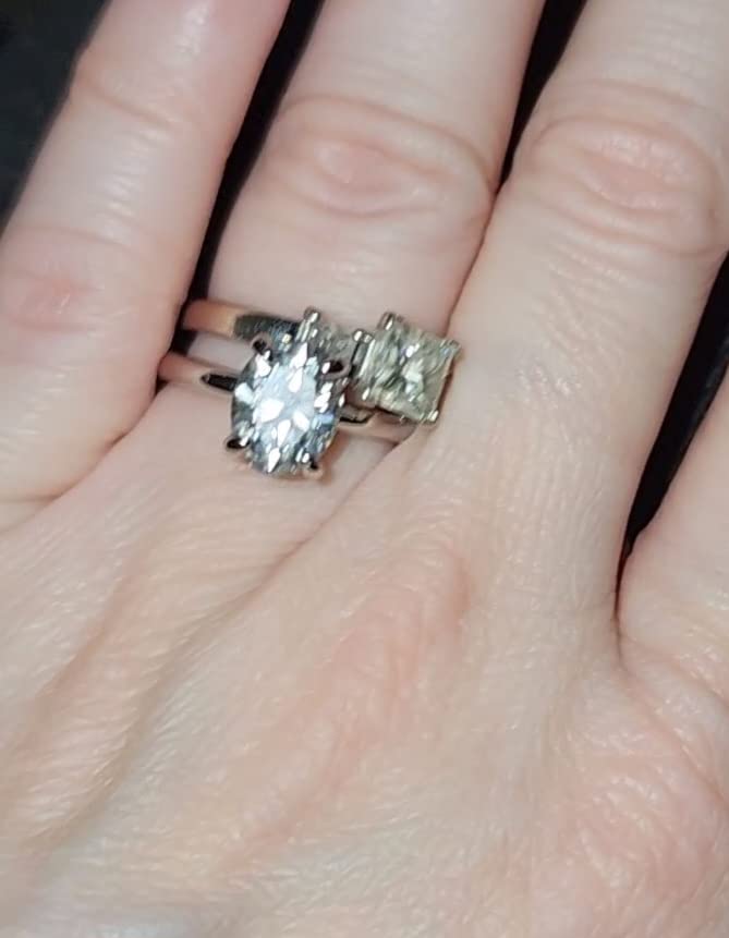 Ladylike S925 Oval Moissanite Engagement Ring for Women with Hidden Halo customer photo 1