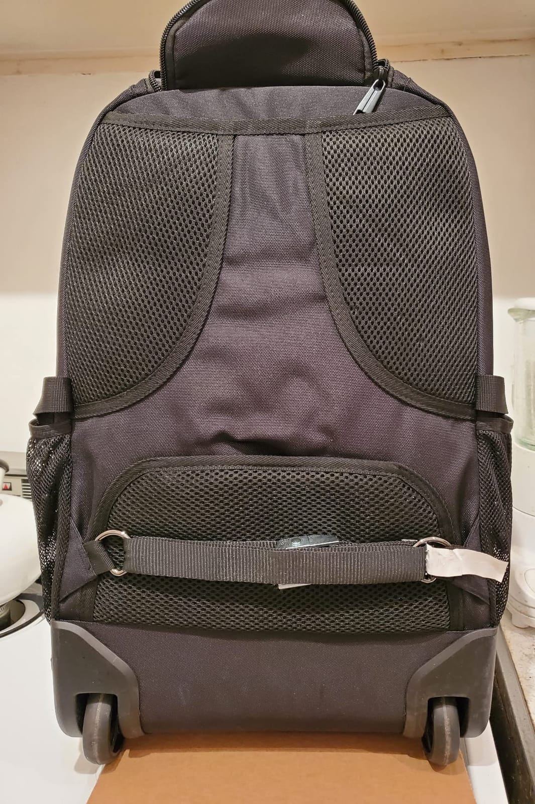 Rolling Backpack, Large Backpack with Wheels for Men Women Adults, 17inch Waterproof Wheeled Travel Laptop Backpack Carry on Luggage Bag Trolley Suitcase Business College School Computer Bookbag,Black customer photo 2