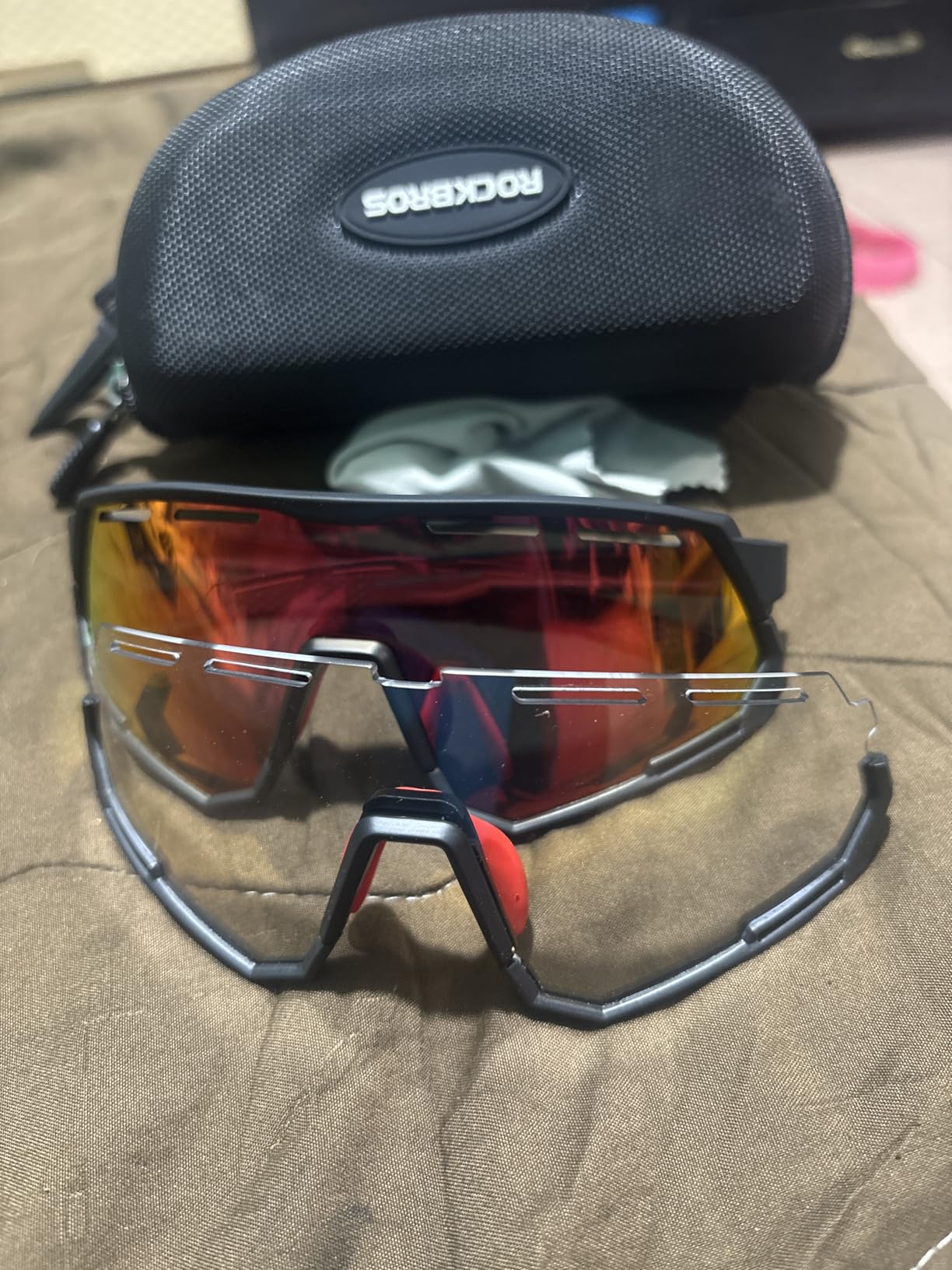 ROCKBROS Mountain Bike Glasses Polarized Photochromic 2 Lens customer photo 2