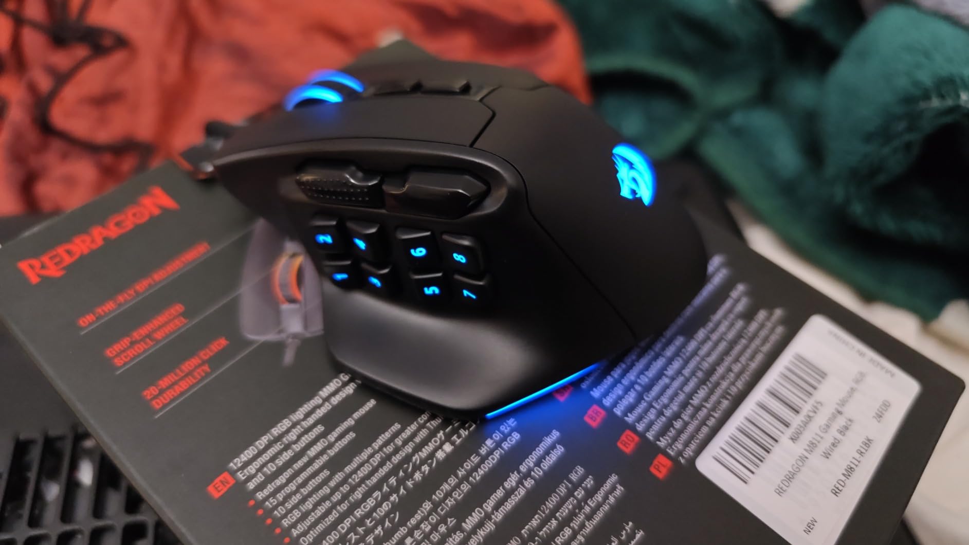 Redragon M811 Wired RGB MMO Gaming Mouse 10000 DPI Remapping Keys customer photo 1