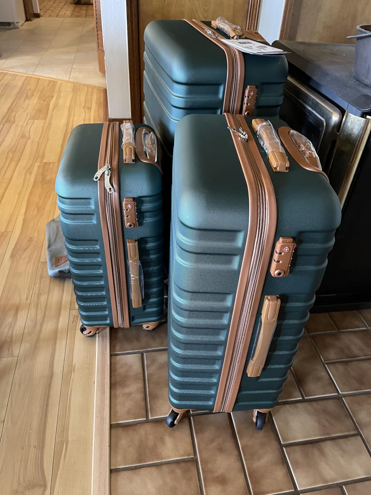 Coolife Luggage Set Hardside Suitcase,5 piece,White(DB/TB/20/24/28) customer photo 2