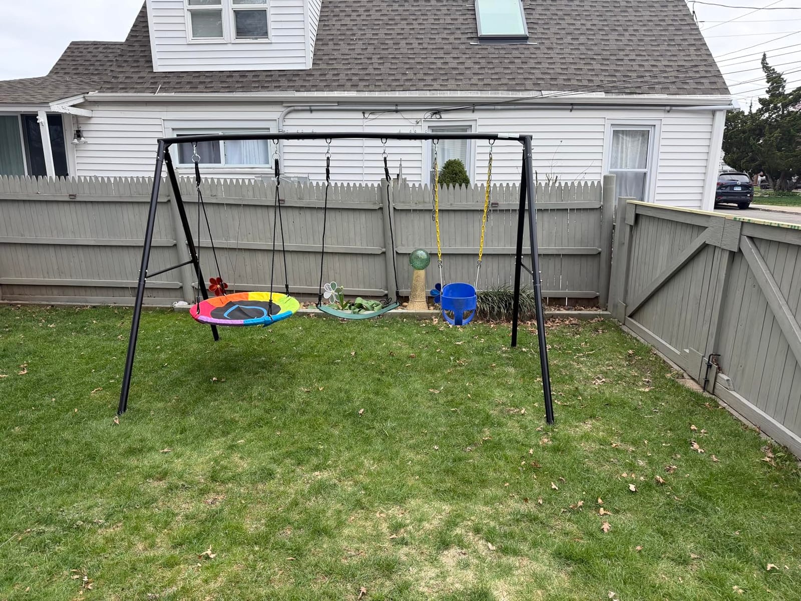 Hapfan 3 Seat Swing Set for Backyard with Saucer & Belt Swings customer photo 2