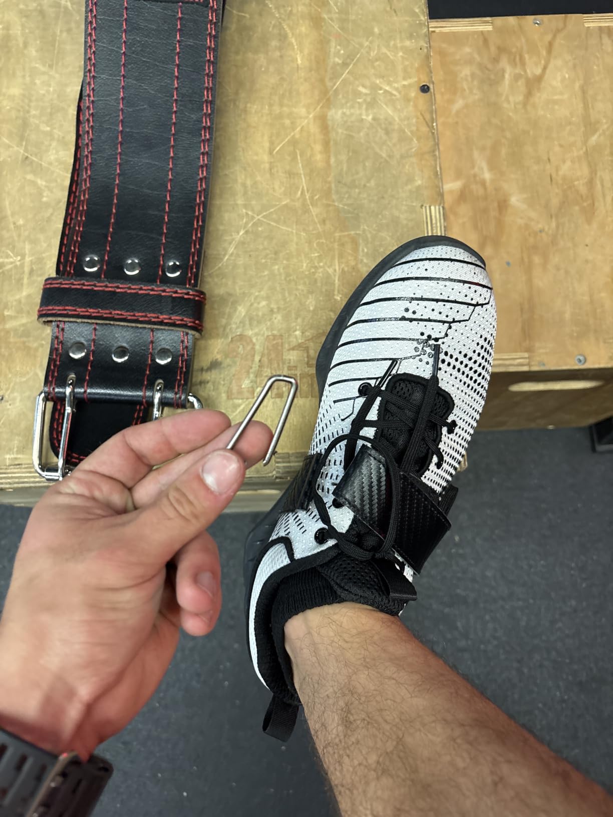 Osterland Weightlifting Shoes for Men Women customer photo 1