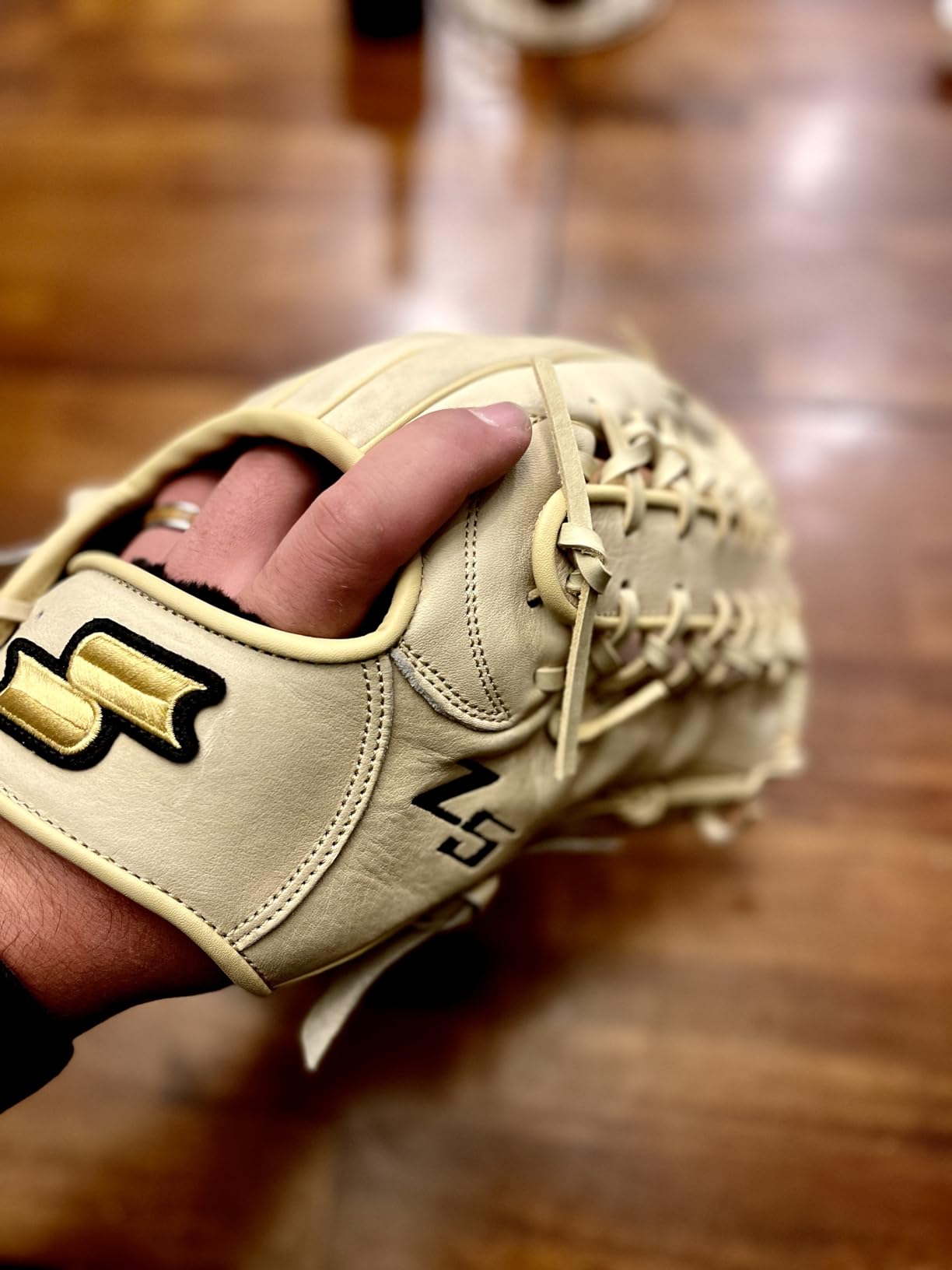 SSK Z5 Craftsman Outfield Baseball Glove – Deep Pocket 12.25