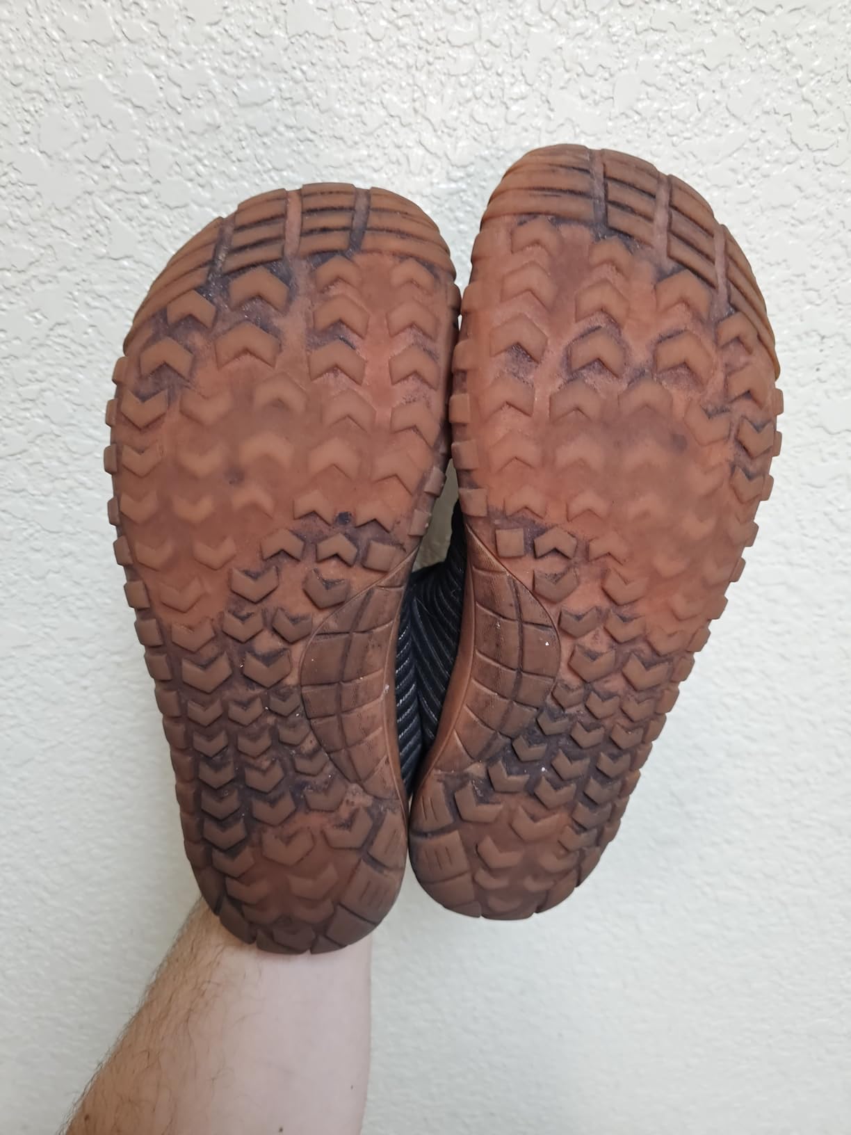 WHITIN Men's Wide Barefoot Trail-Running Shoes W51 customer photo 2