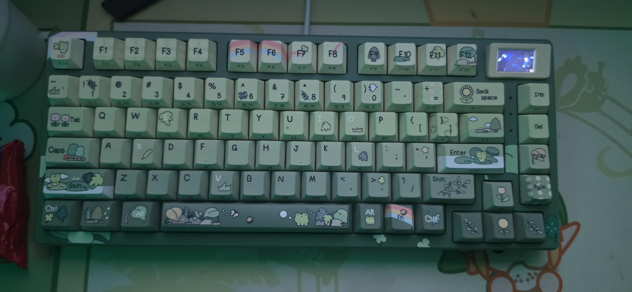 Womier SK80 75% Keyboard with Color Multimedia Display Gaming Keyboard customer photo 2