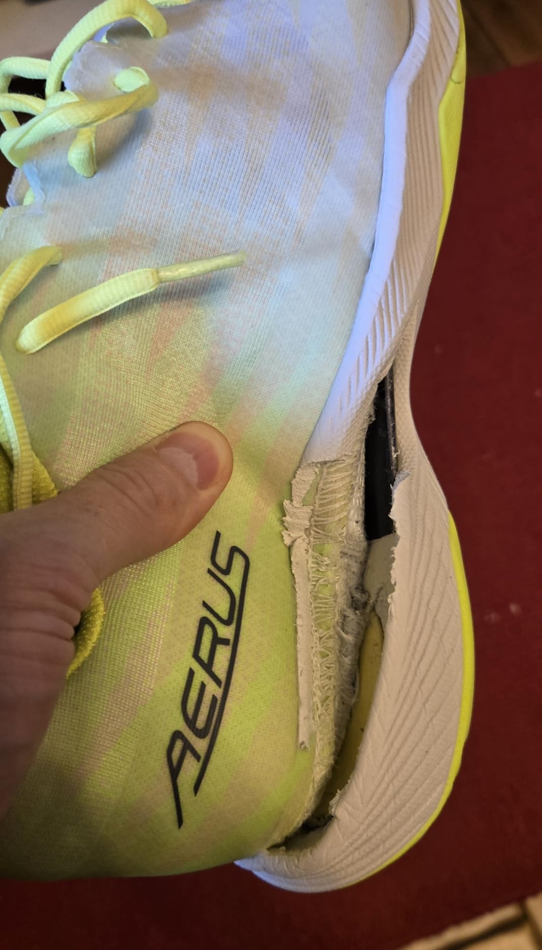 Yonex Aerus Z2 Men's Badminton Court Shoes customer photo 1
