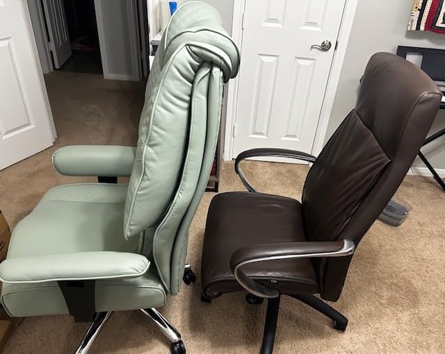 EXCEBET Big and Tall Office Chair 400lbs Wide Seat, Leather High Back Executive Office Chair with Foot Rest, Ergonomic Chairs Lumbar Support for Lower Back Pain Relief (Grey) customer photo 1