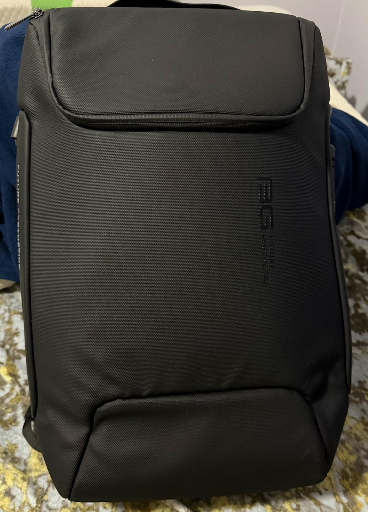 BANGE Anti Theft Backpack With TSA Lock,Waterproof Backpacks With YKK Zipper, High Tech Business Backpack For Men And Women, Laptop Backpack Fits For 17.3 Inch Notebook… customer photo 2