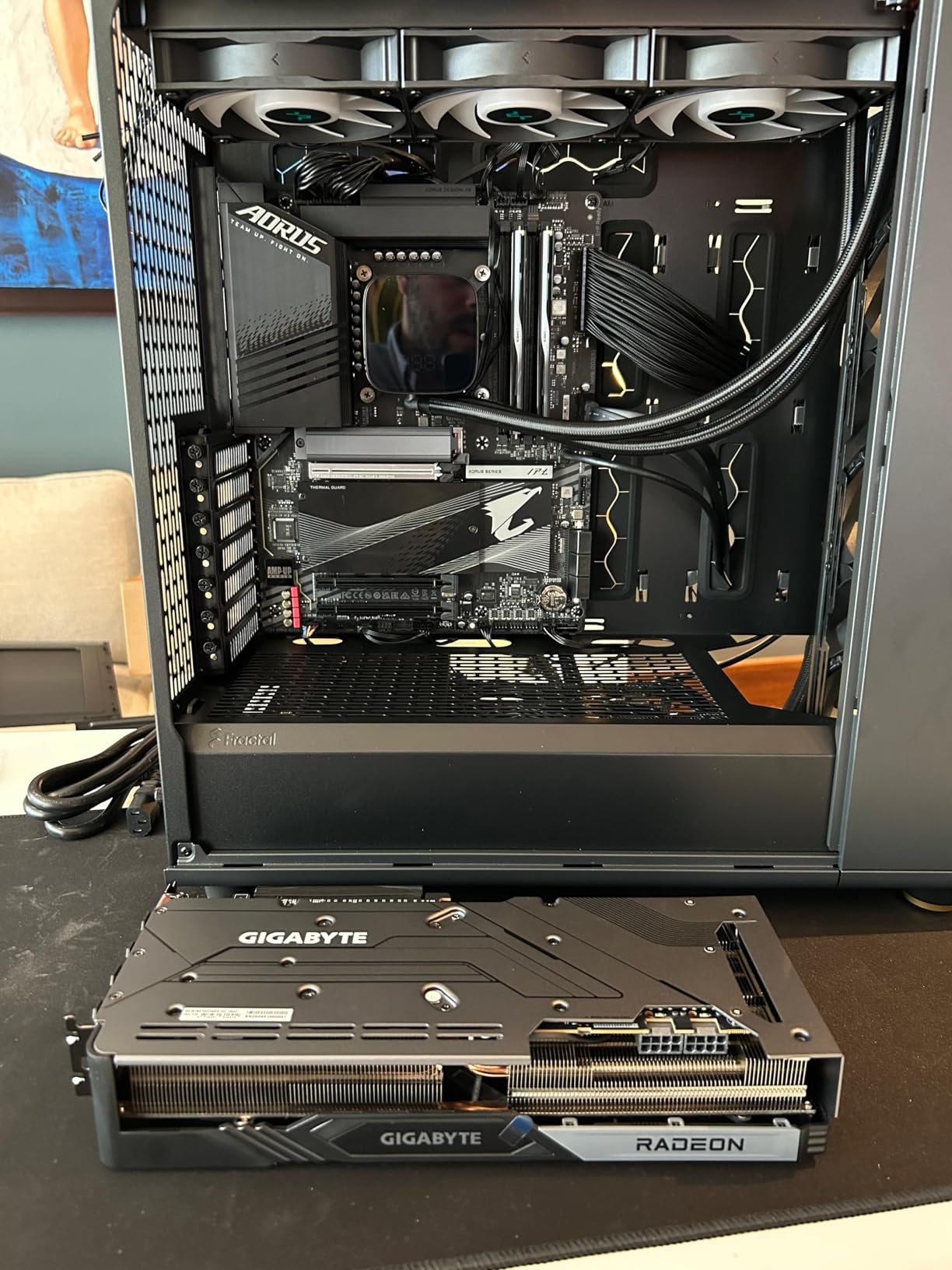 GIGABYTE Radeon RX 7800 XT Gaming OC 16GB Graphics Card - 16GB GDDR6 256-bit, Windforce Cooling System, Metal Back Plate, DP 2.1, HDMI 2.1, AMD RDNA 3 Architecture, GV-R78XTGAMING OC-16GD customer photo 1